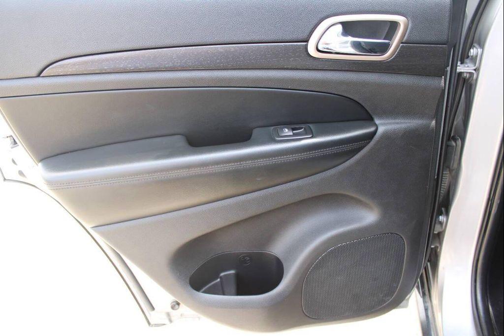 used 2015 Jeep Grand Cherokee car, priced at $8,800
