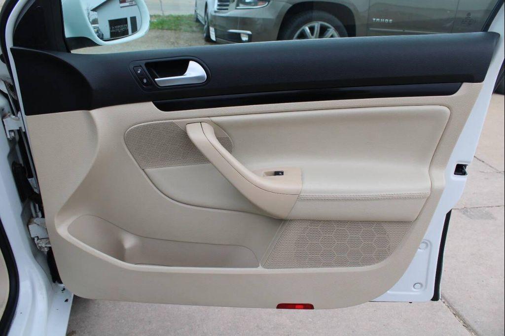 used 2014 Volkswagen Jetta SportWagen car, priced at $10,999