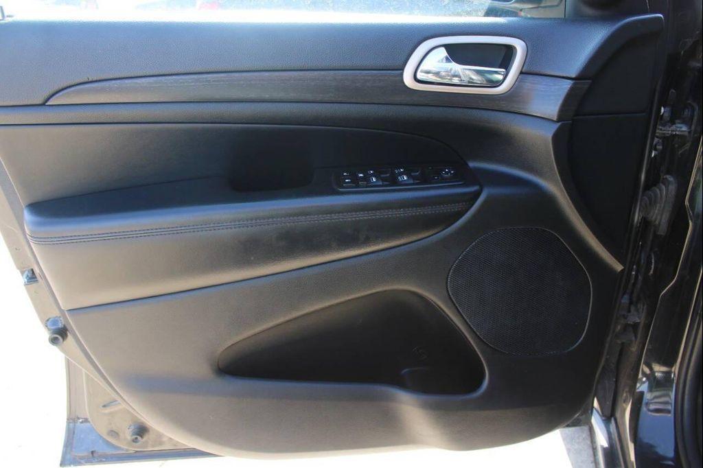 used 2015 Jeep Grand Cherokee car, priced at $13,999