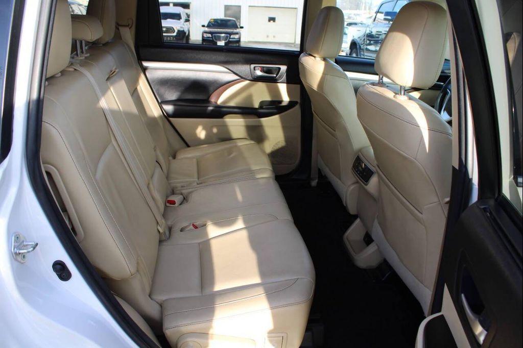 used 2015 Toyota Highlander car, priced at $10,900