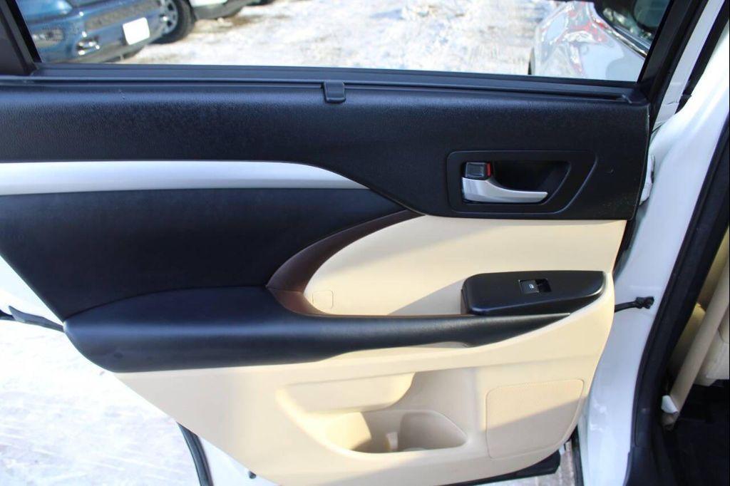 used 2015 Toyota Highlander car, priced at $10,900