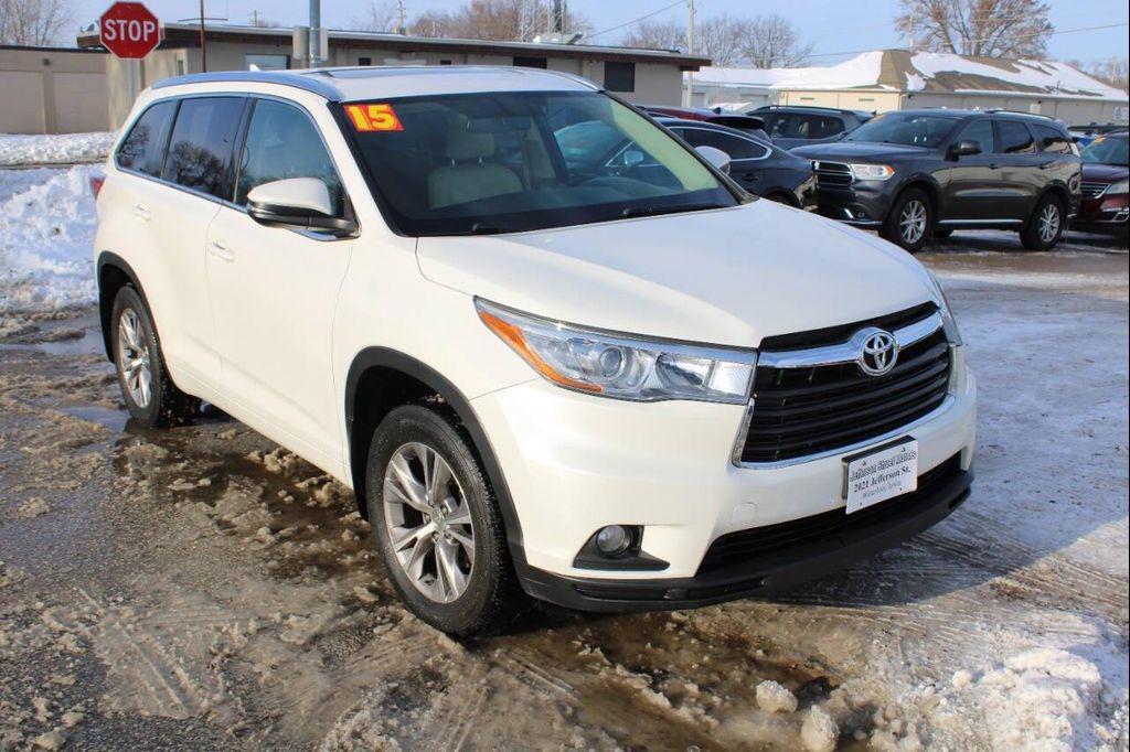 used 2015 Toyota Highlander car, priced at $10,900