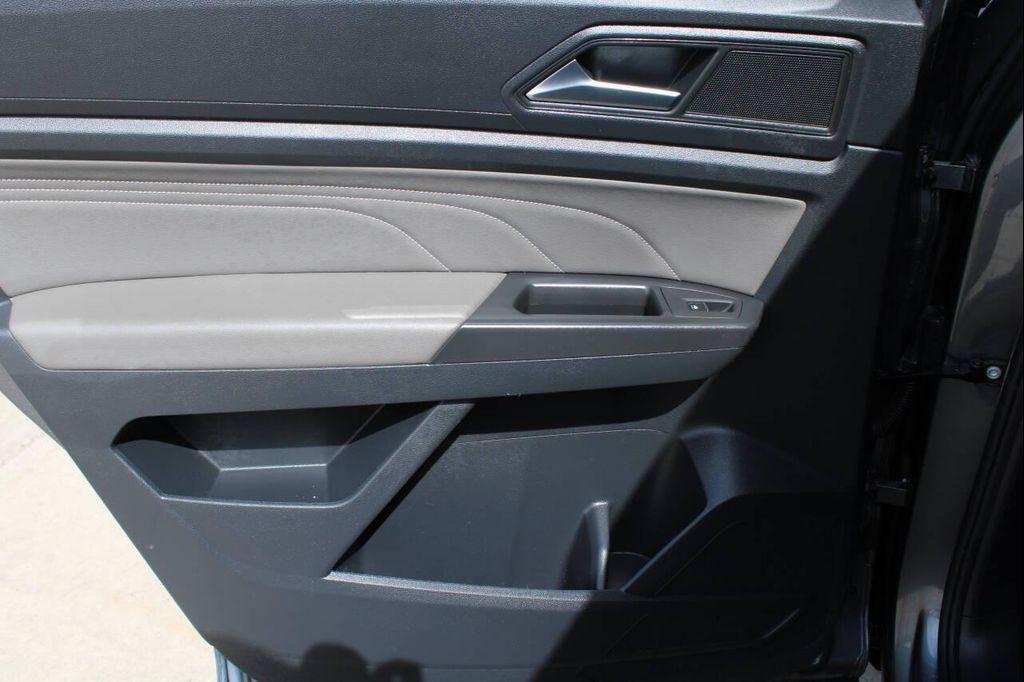 used 2023 Volkswagen Atlas car, priced at $18,999