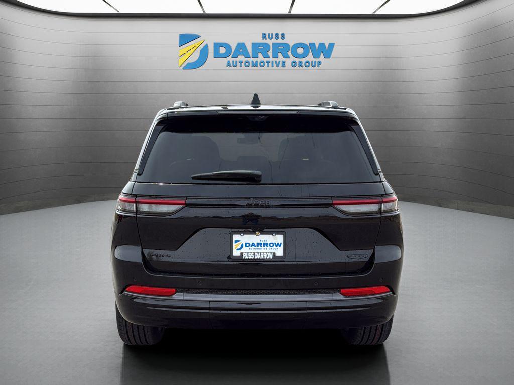 new 2026 Jeep Grand Cherokee car, priced at $60,047