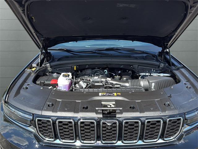 new 2025 Jeep Grand Cherokee L car, priced at $53,044