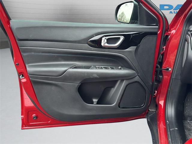 new 2026 Jeep Compass car, priced at $32,389