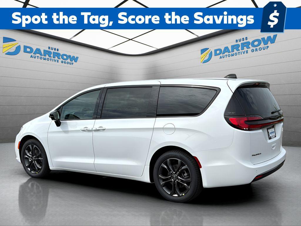 new 2026 Chrysler Pacifica car, priced at $38,983