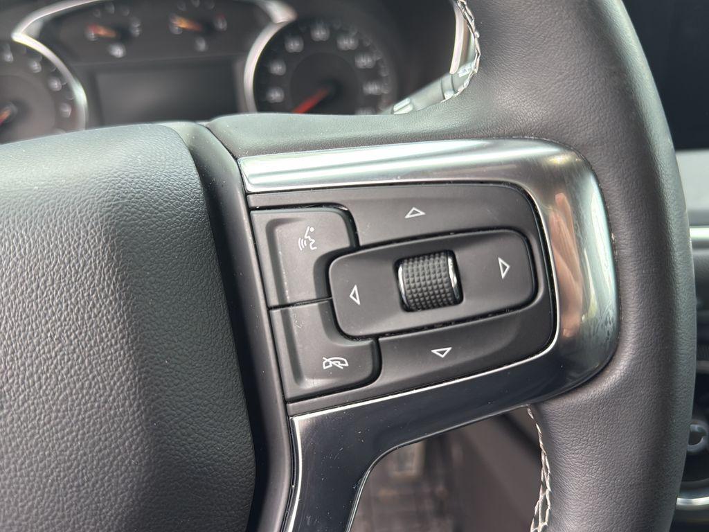 used 2024 Chevrolet Blazer car, priced at $29,646