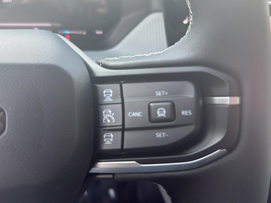 new 2026 Jeep Cherokee car, priced at $39,949