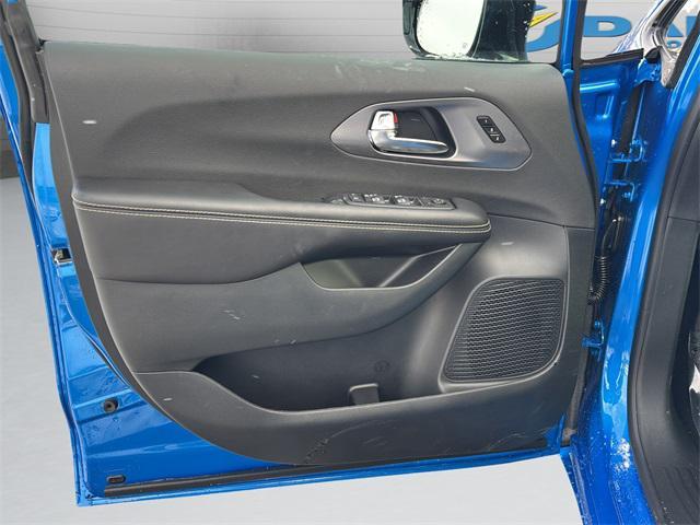 new 2026 Chrysler Pacifica car, priced at $46,467