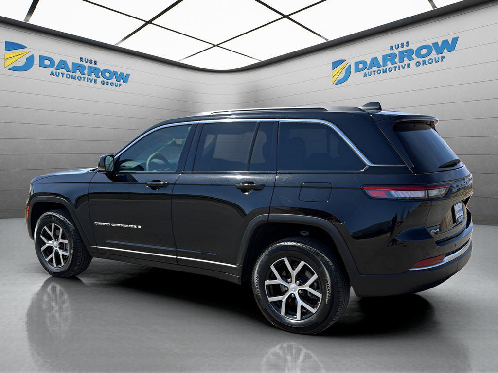 used 2024 Jeep Grand Cherokee car, priced at $37,015