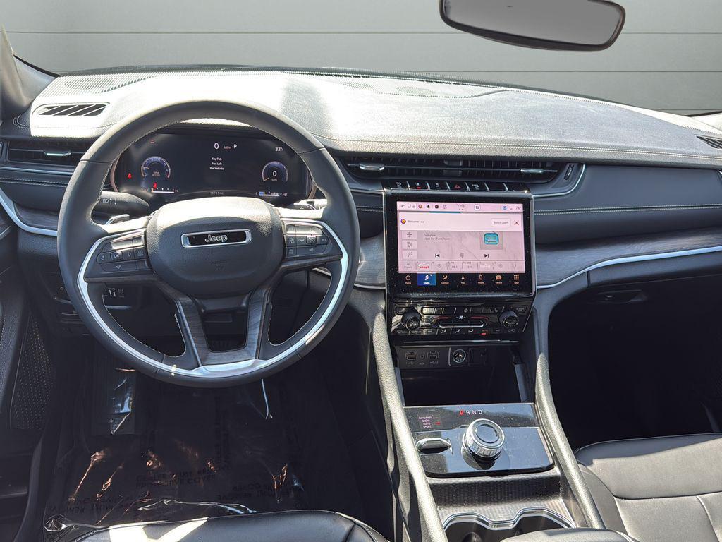 used 2024 Jeep Grand Cherokee car, priced at $37,015