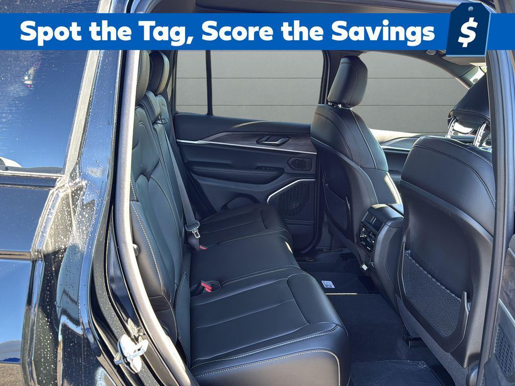 new 2025 Jeep Grand Cherokee car, priced at $45,930