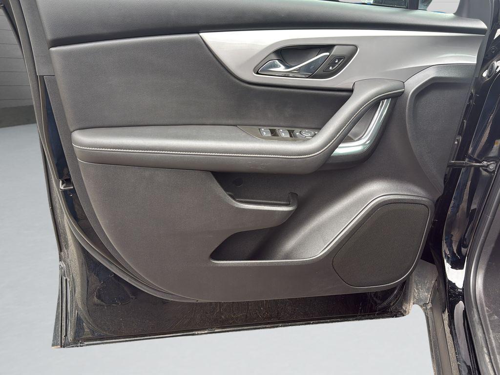 used 2023 Chevrolet Blazer car, priced at $24,915
