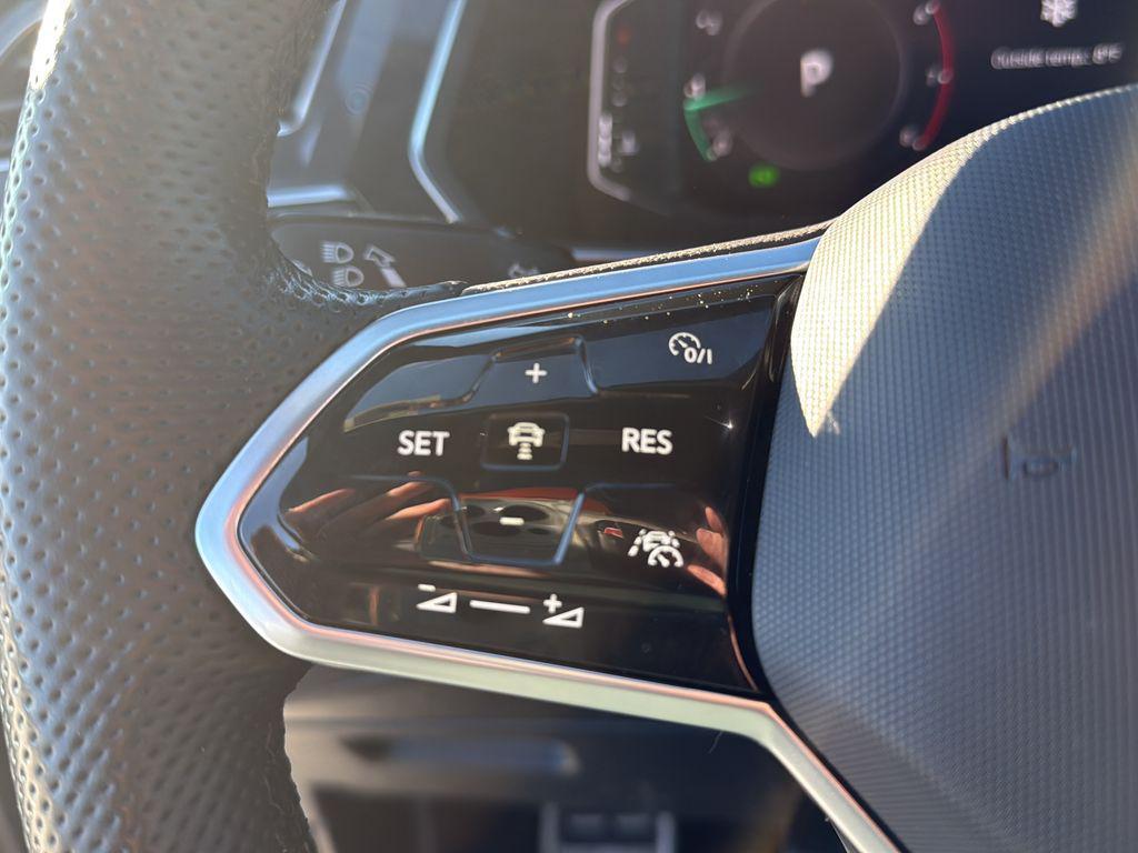 used 2022 Volkswagen Tiguan car, priced at $22,931