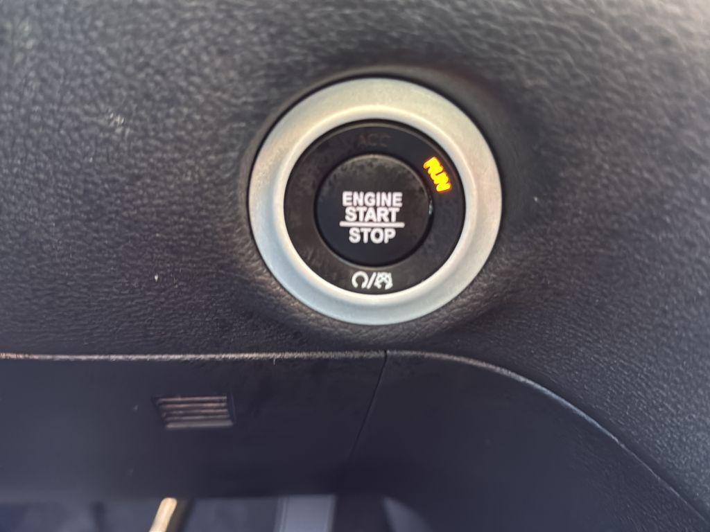 used 2025 Chrysler Pacifica car, priced at $39,493