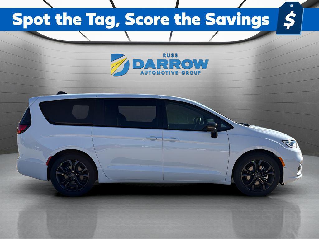 new 2026 Chrysler Pacifica car, priced at $41,550