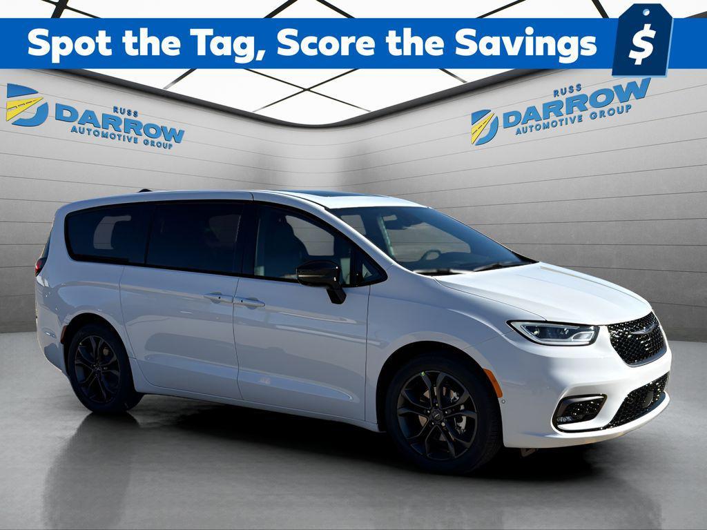 new 2026 Chrysler Pacifica car, priced at $41,550