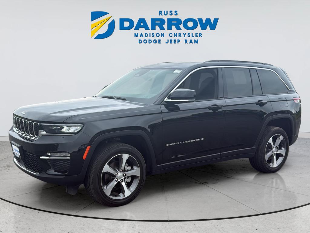 used 2025 Jeep Grand Cherokee car, priced at $38,476