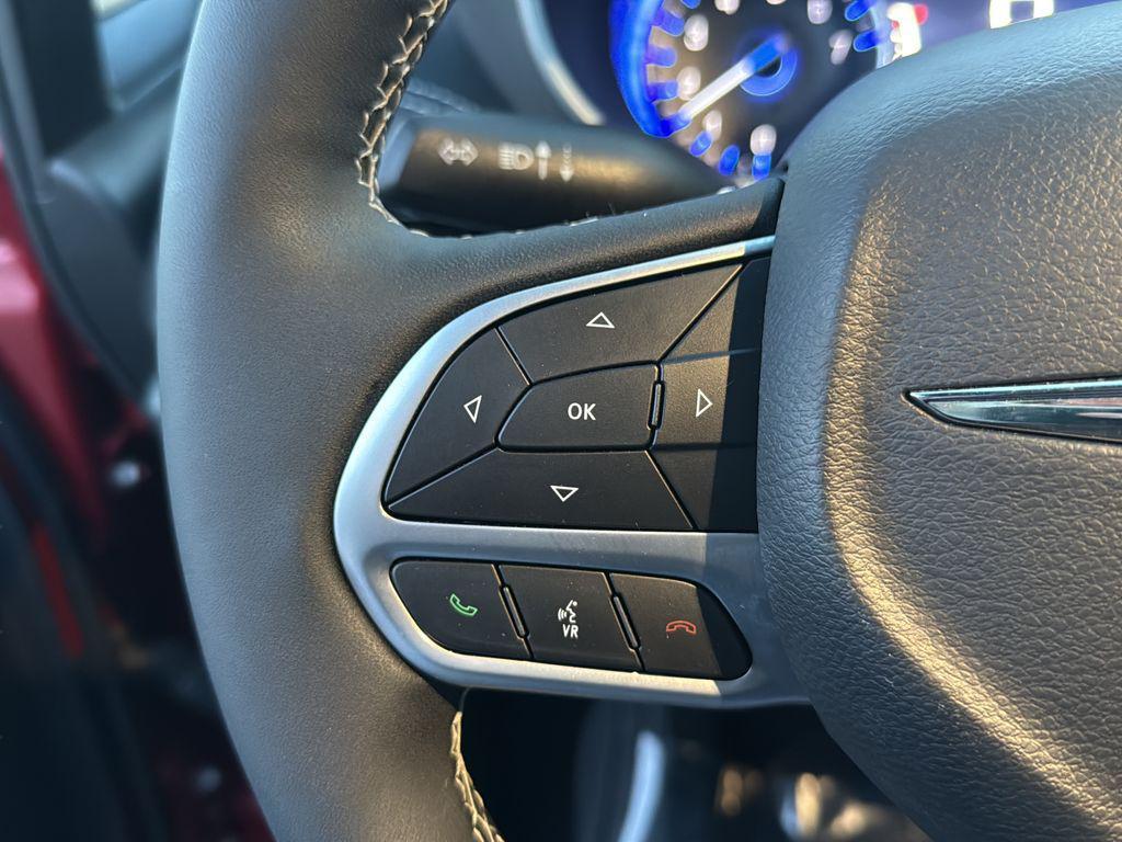 used 2025 Chrysler Pacifica car, priced at $37,998