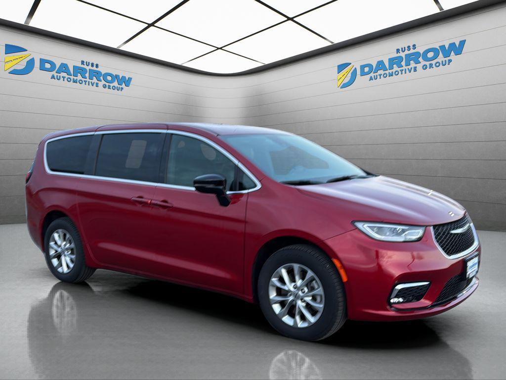 used 2025 Chrysler Pacifica car, priced at $37,998