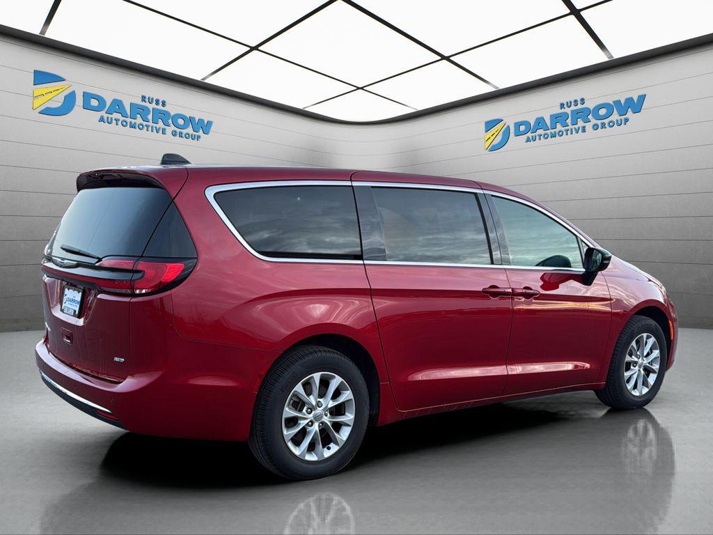 used 2025 Chrysler Pacifica car, priced at $37,998