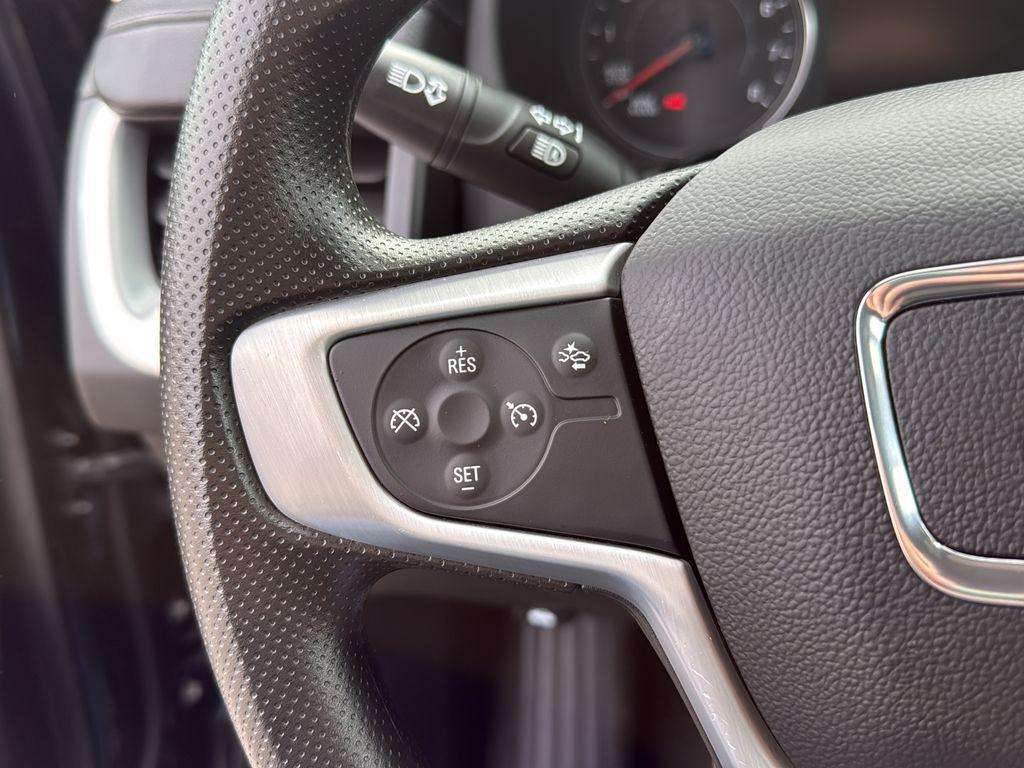 used 2023 GMC Terrain car, priced at $22,015