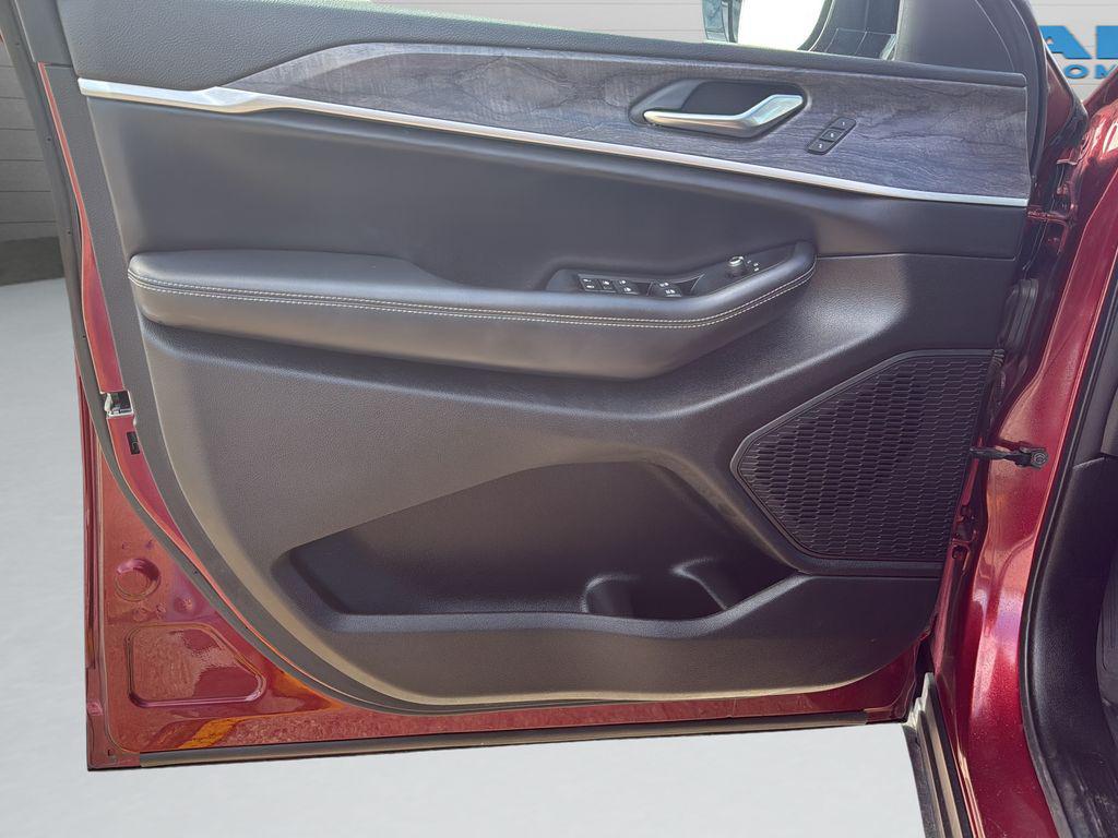 used 2023 Jeep Grand Cherokee L car, priced at $32,764