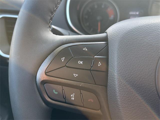 used 2022 Jeep Cherokee car, priced at $25,255