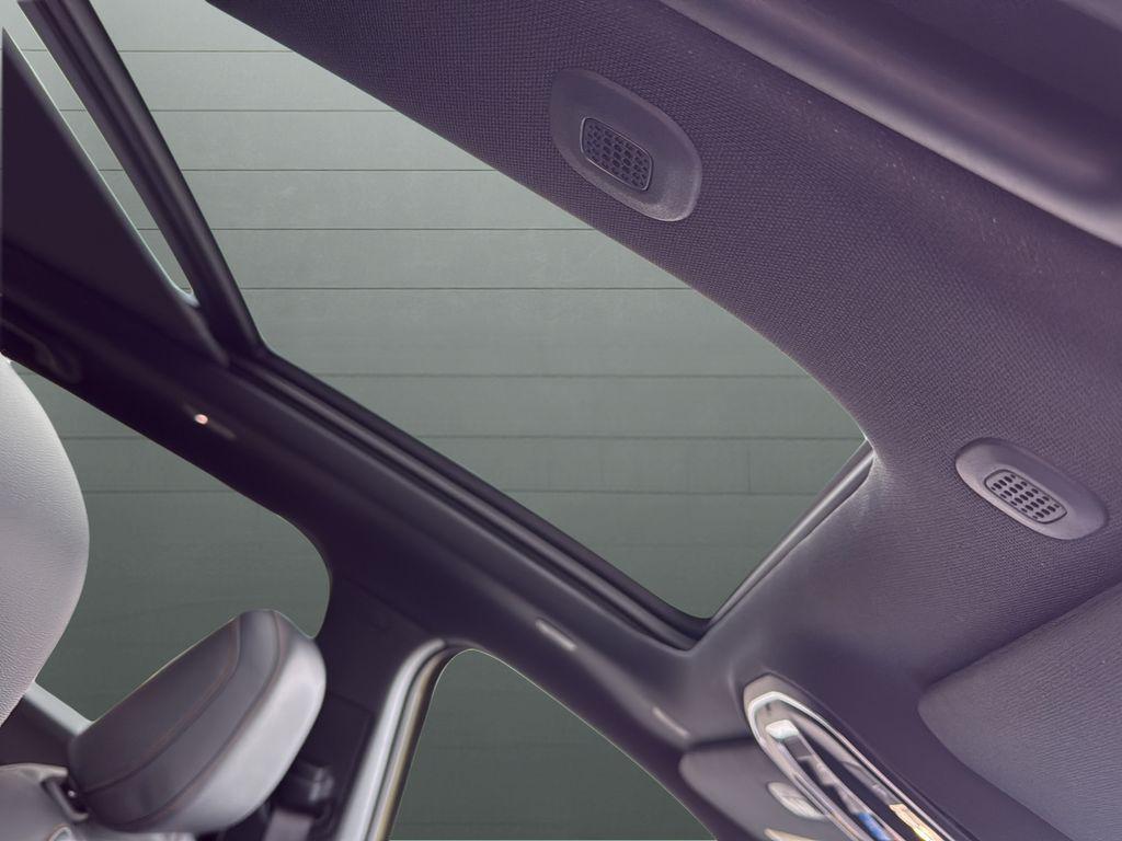 new 2026 Jeep Cherokee car, priced at $46,375