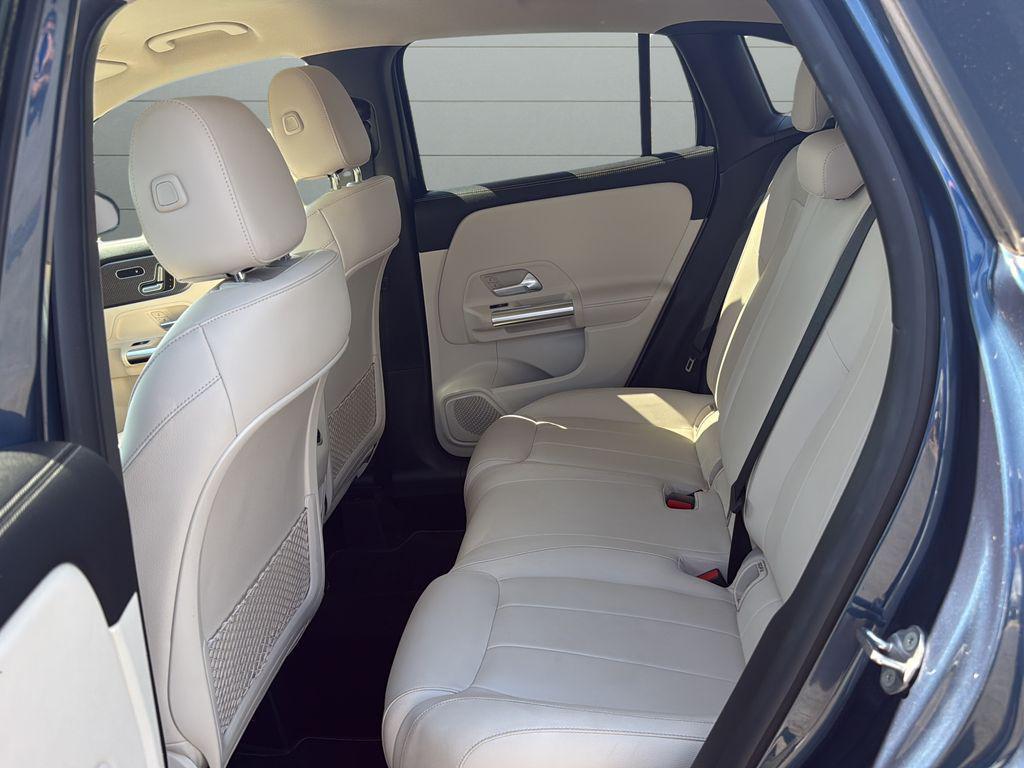 used 2022 Mercedes-Benz GLA 250 car, priced at $25,076