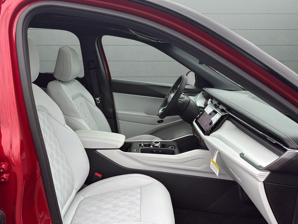new 2026 Jeep Cherokee car, priced at $44,985