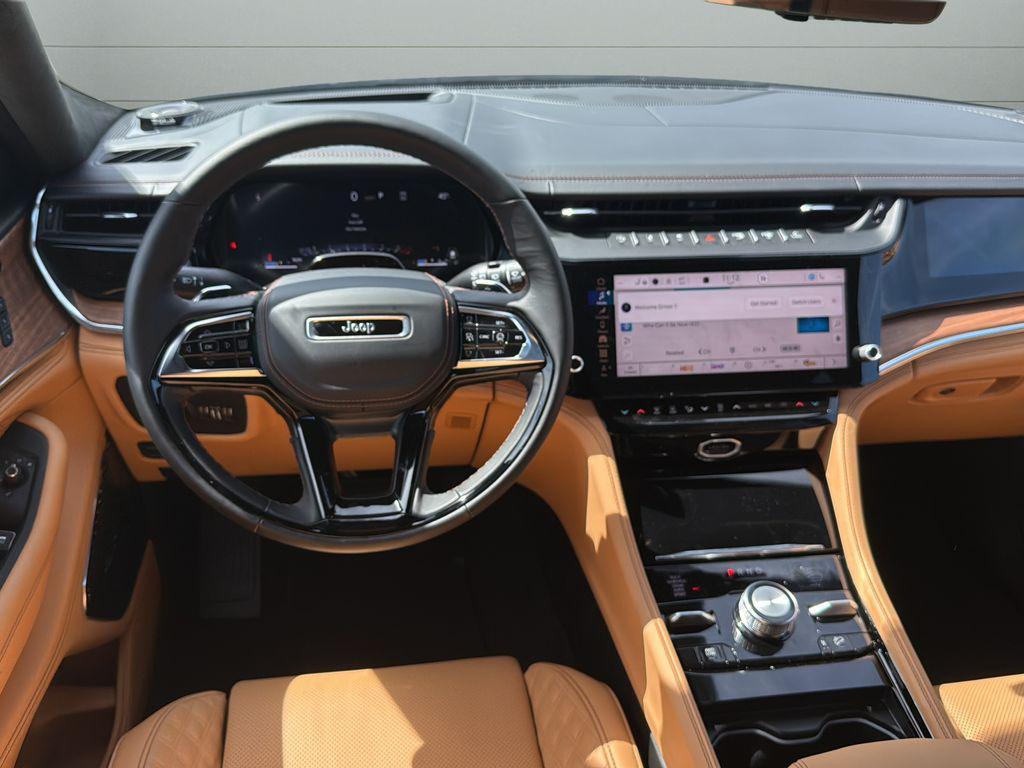 new 2026 Jeep Grand Cherokee car, priced at $67,085
