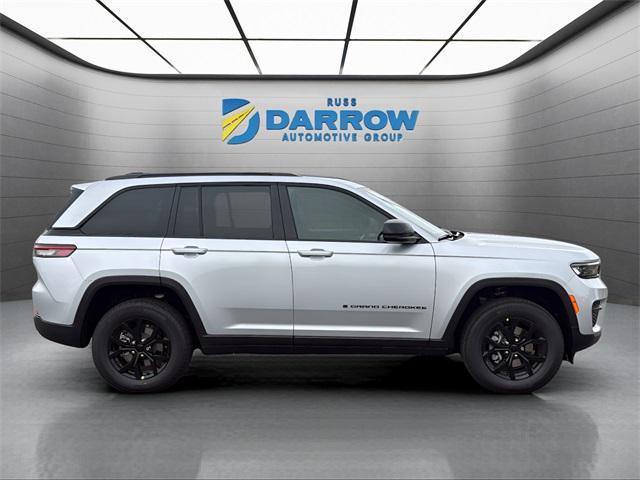 new 2025 Jeep Grand Cherokee car, priced at $42,853