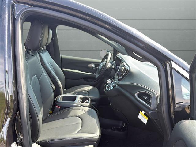 new 2026 Chrysler Pacifica car, priced at $40,447