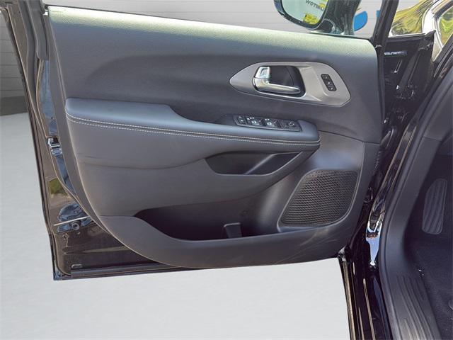 new 2026 Chrysler Pacifica car, priced at $40,447