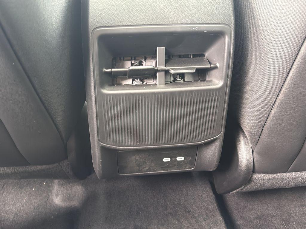 new 2026 Jeep Cherokee car, priced at $44,675