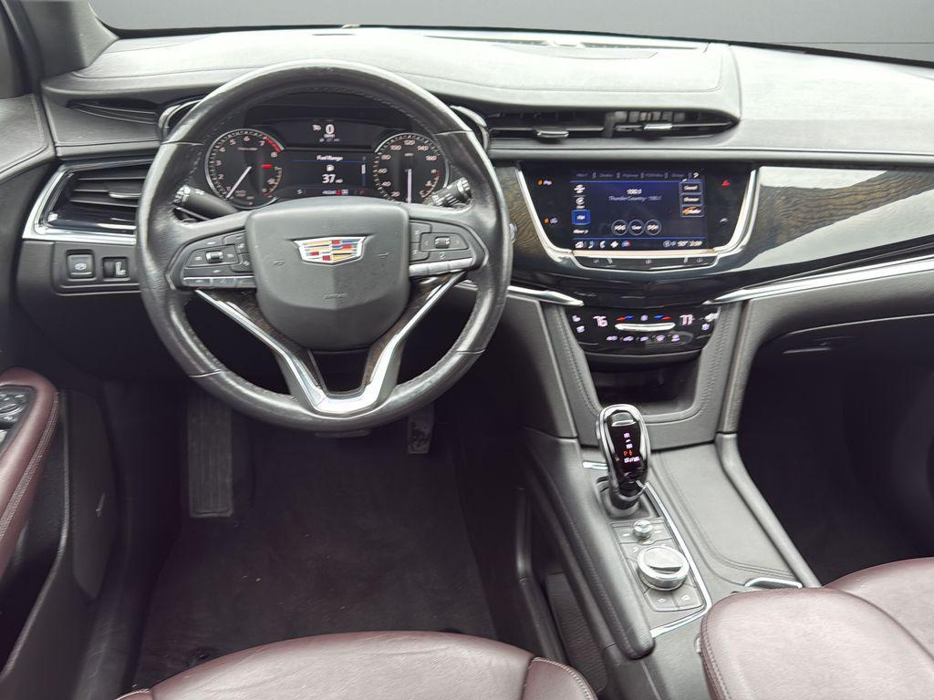 used 2021 Cadillac XT6 car, priced at $29,669