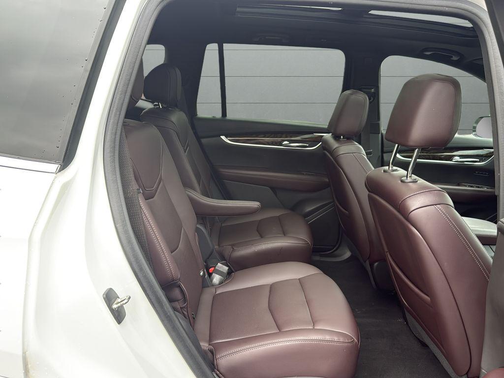 used 2021 Cadillac XT6 car, priced at $29,669