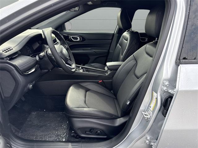 new 2025 Jeep Compass car, priced at $34,123