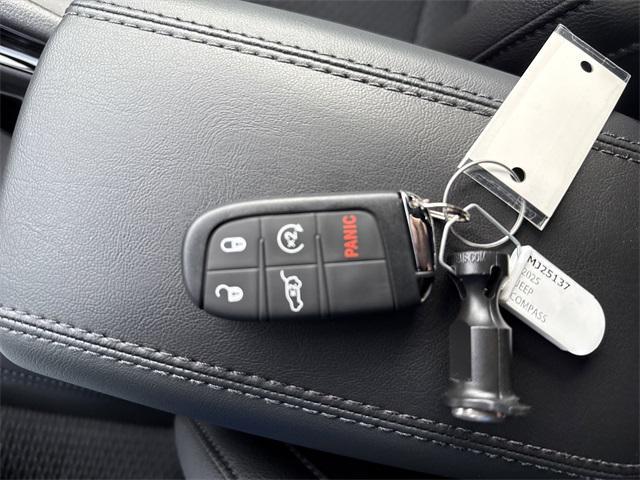 new 2025 Jeep Compass car, priced at $34,123