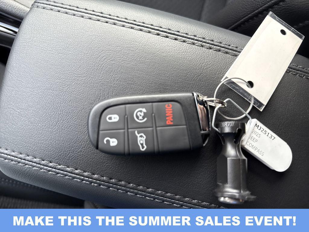 new 2025 Jeep Compass car, priced at $33,622
