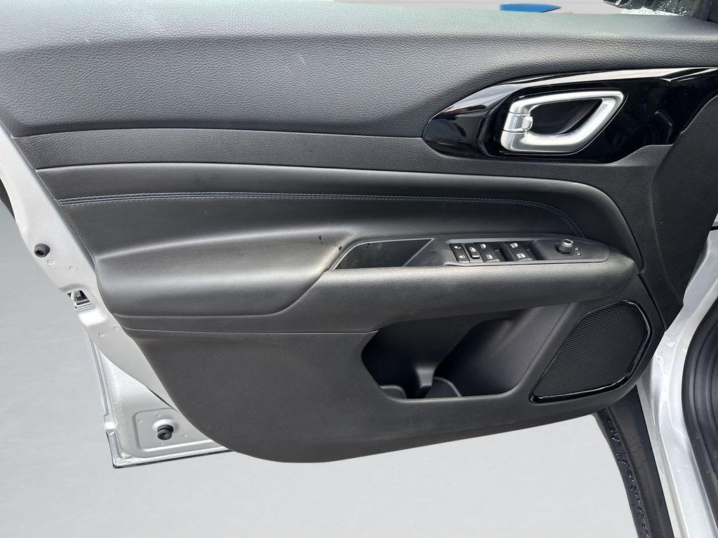 new 2025 Jeep Compass car, priced at $35,623