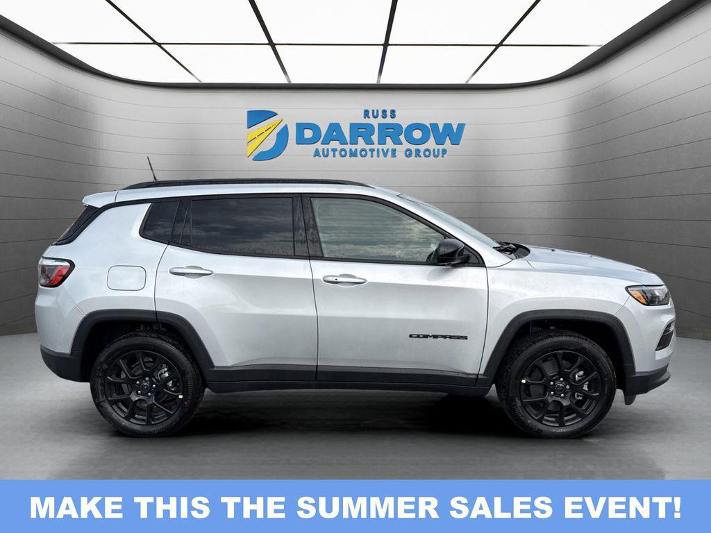 new 2025 Jeep Compass car, priced at $33,622
