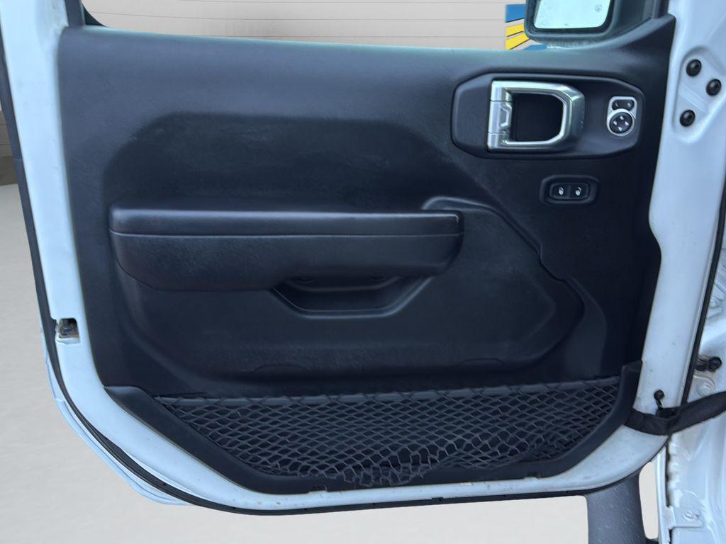 used 2021 Jeep Gladiator car, priced at $25,977