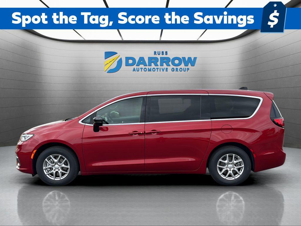 new 2026 Chrysler Pacifica car, priced at $39,893