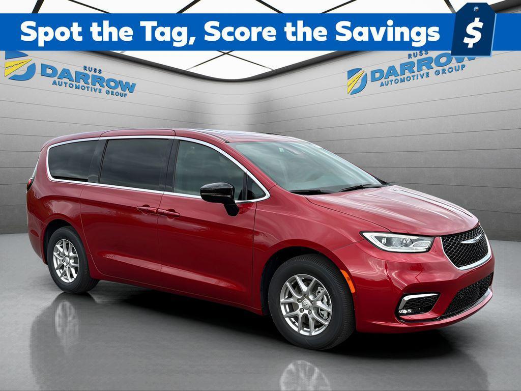 new 2026 Chrysler Pacifica car, priced at $39,893