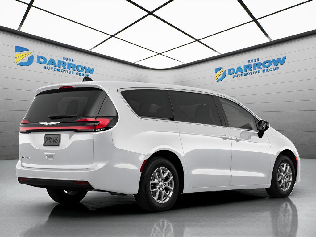 used 2025 Chrysler Pacifica car, priced at $33,848