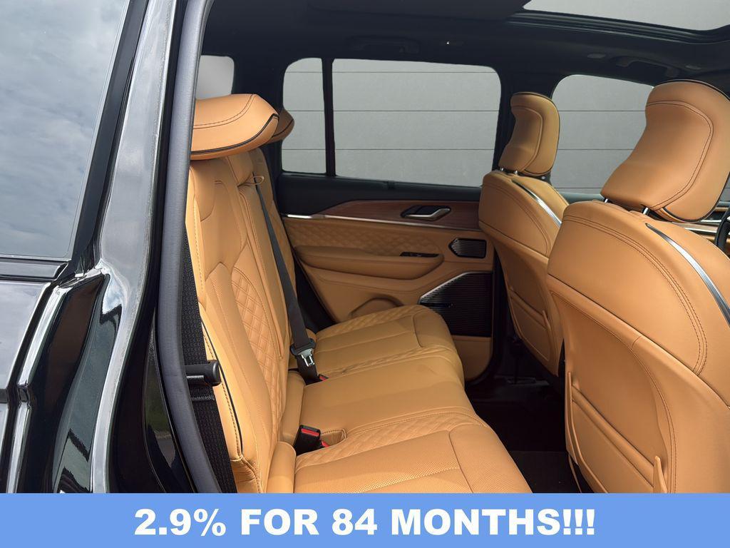 new 2026 Jeep Grand Cherokee car, priced at $57,547