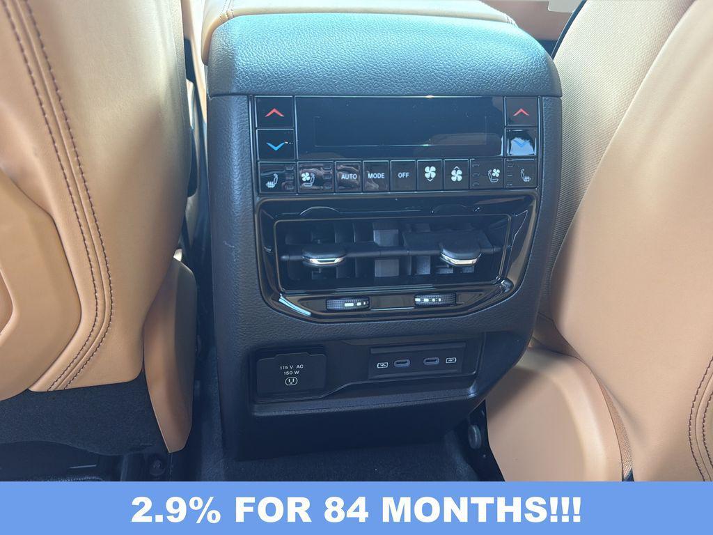 new 2026 Jeep Grand Cherokee car, priced at $57,547